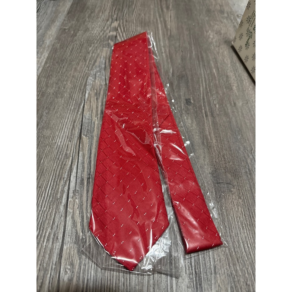 Kailong Mens Red Diamond Quilted Pattern Micro Dot Handmade Necktie Tie